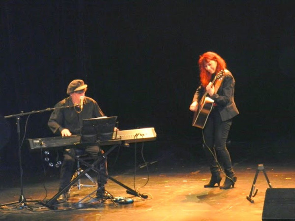 Une ballade dans le monde entier aux couleurs tango, flamenco, blues ou rock! © Tran Nghi Une ballade dans le monde entier aux couleurs tango, flamenco, blues ou rock! © Tran Nghi
