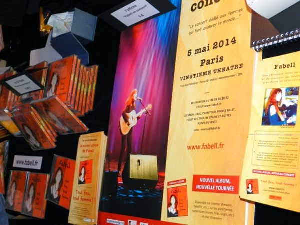 Albums de Fabell, affiches et fleyers du concert - © Tran Nghi Albums de Fabell, affiches et fleyers du concert - © Tran Nghi