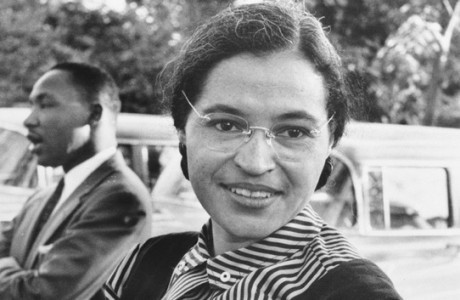  ANNIVERSAIRE. Elle n'était pas de la "bonne“ couleur! Fabell chante Rosa Parks, militante noire qui, le 1 déc 1955, refusa de céder sa place à un blanc dans un bus américain de l'apartheid.